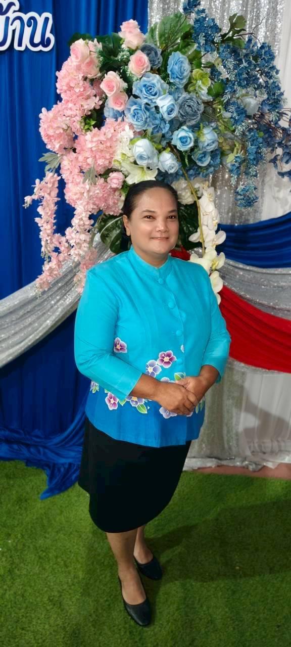 นางสาวจารุวรรณ จันทร์ขาว