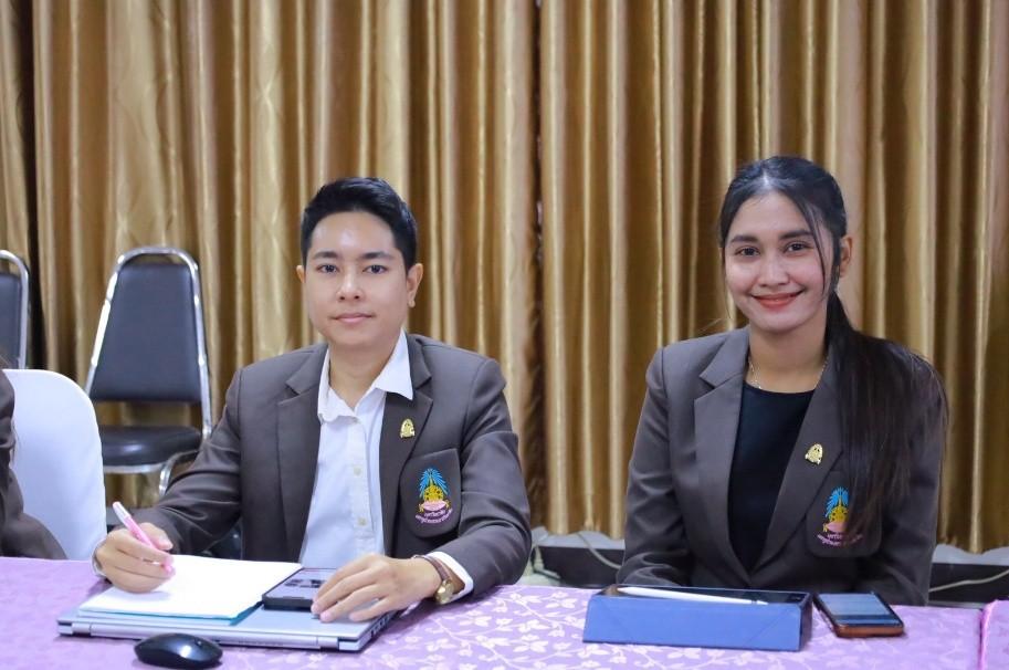 นางสาววริสรา สินทรัพย์