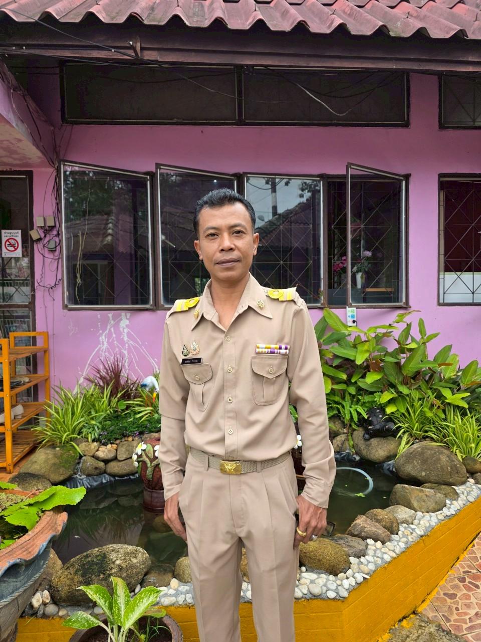 นายชยพัทธ์ วิวรรณ